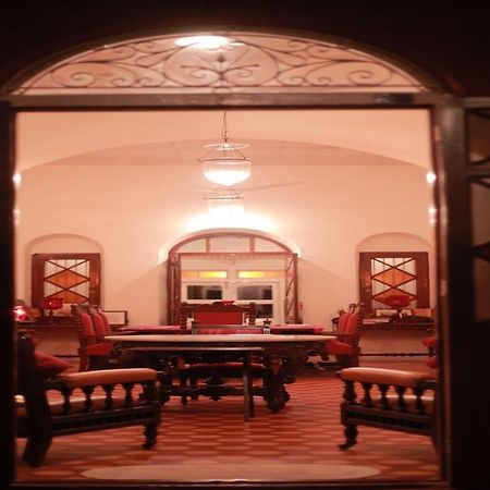 Saffronstays Parsi Manor, Matheran Luaran gambar